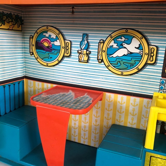 Vintage Barbie’s Dream Boat❗️Fold up Barbie Chris Craft Fun Ship❗️🛍🥰 Mattel - Picture 9 of 13